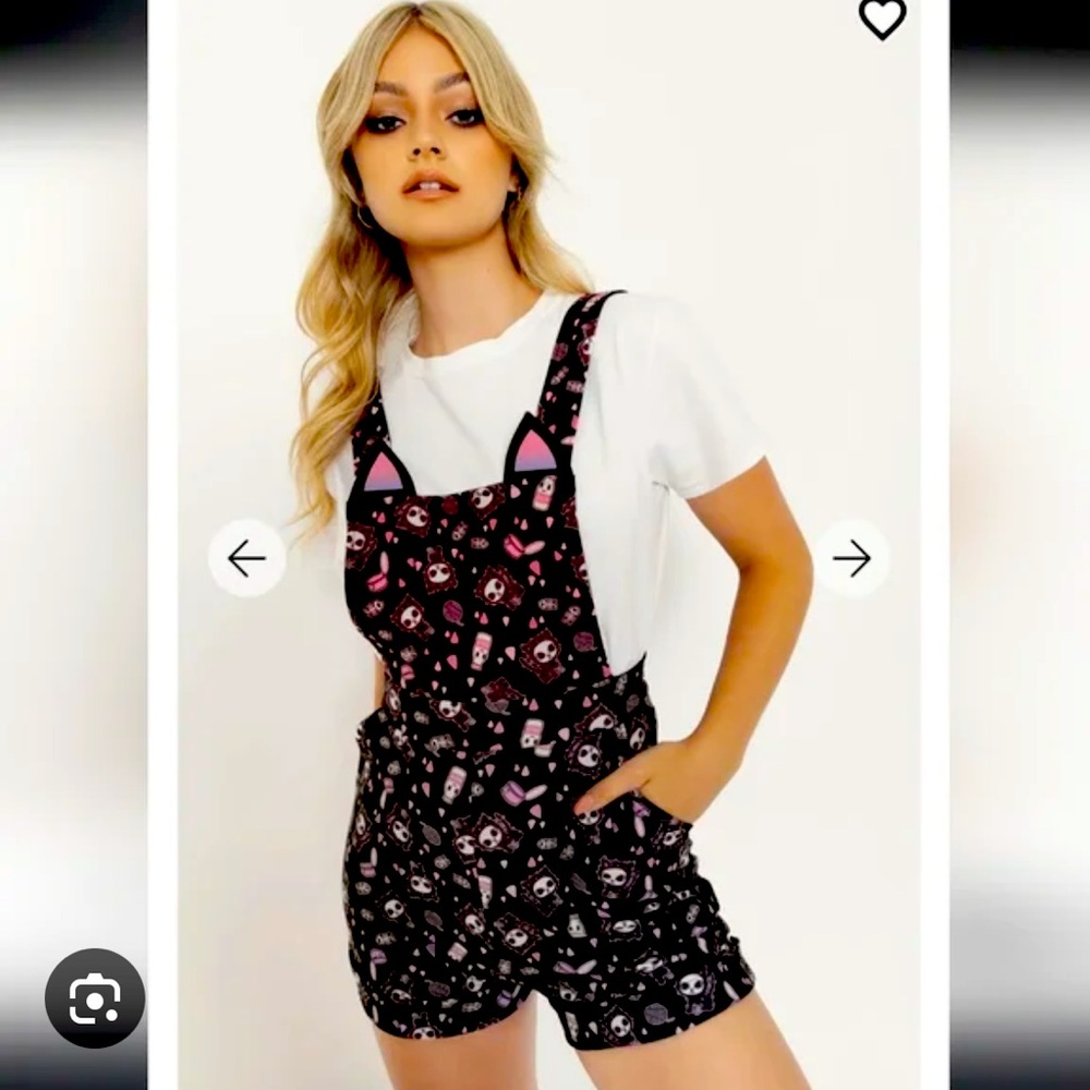 NWT BLACKMILK TOKI DOKI SHORT OVERALLS SIZE XL